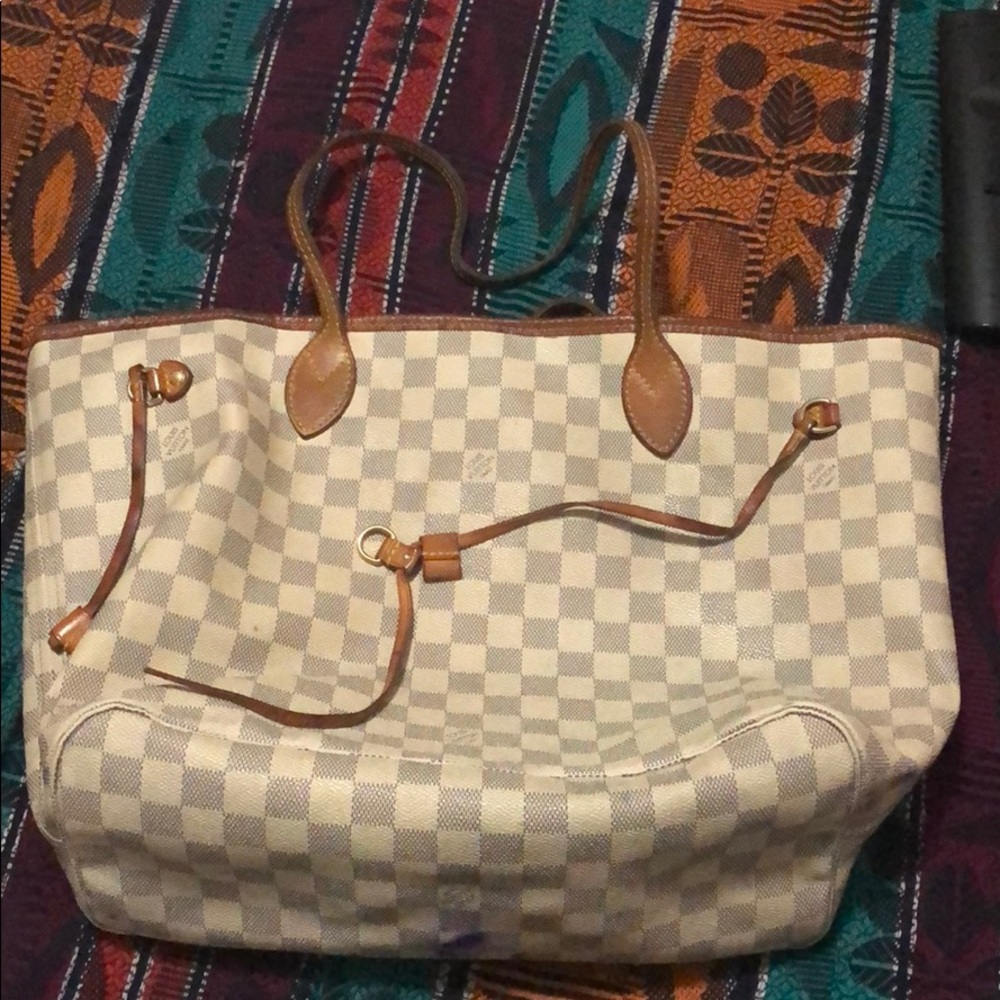 Louis Vuitton Neverfull